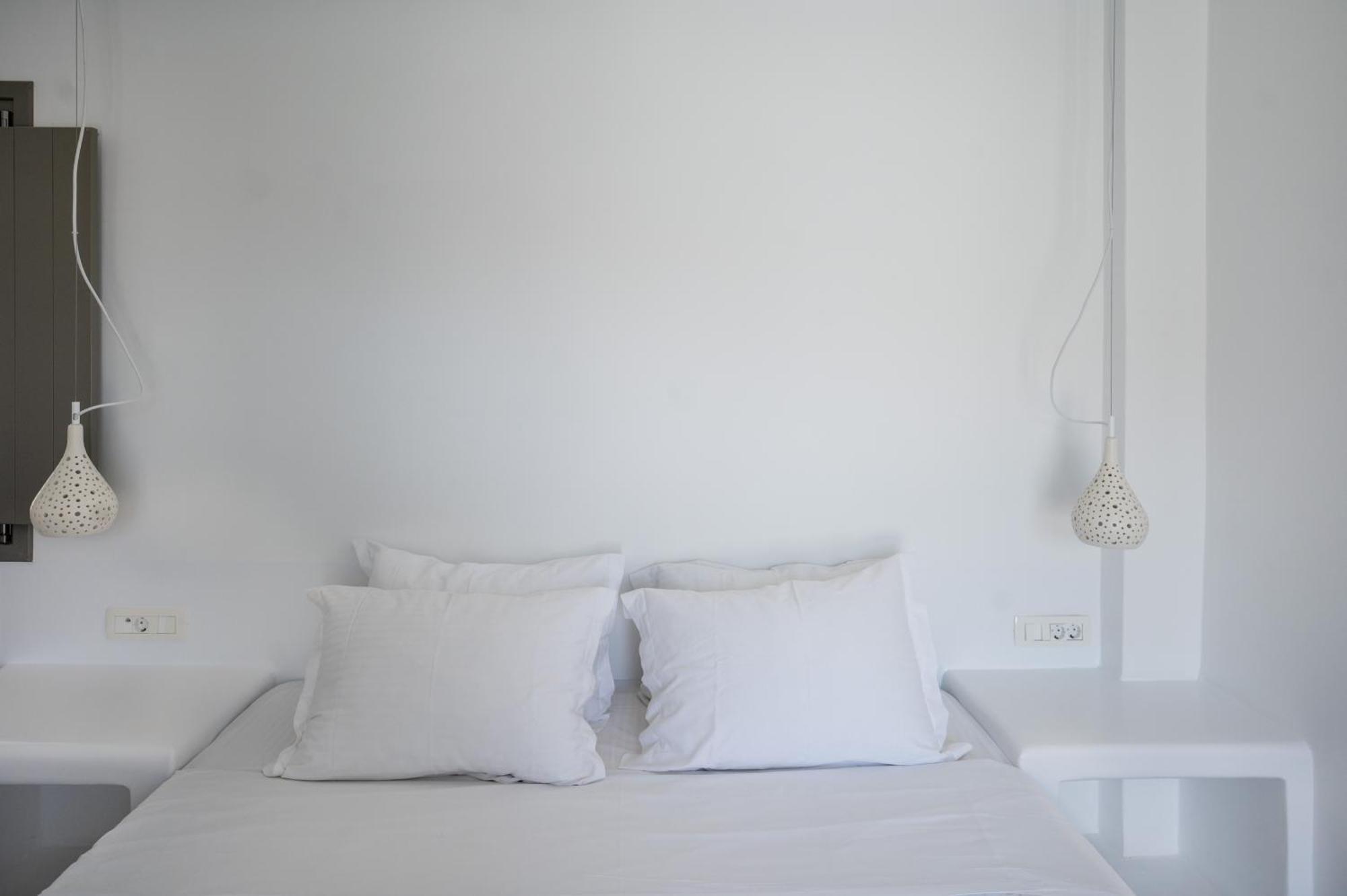 Amphitrite Suites Santorini Вотон Экстерьер фото