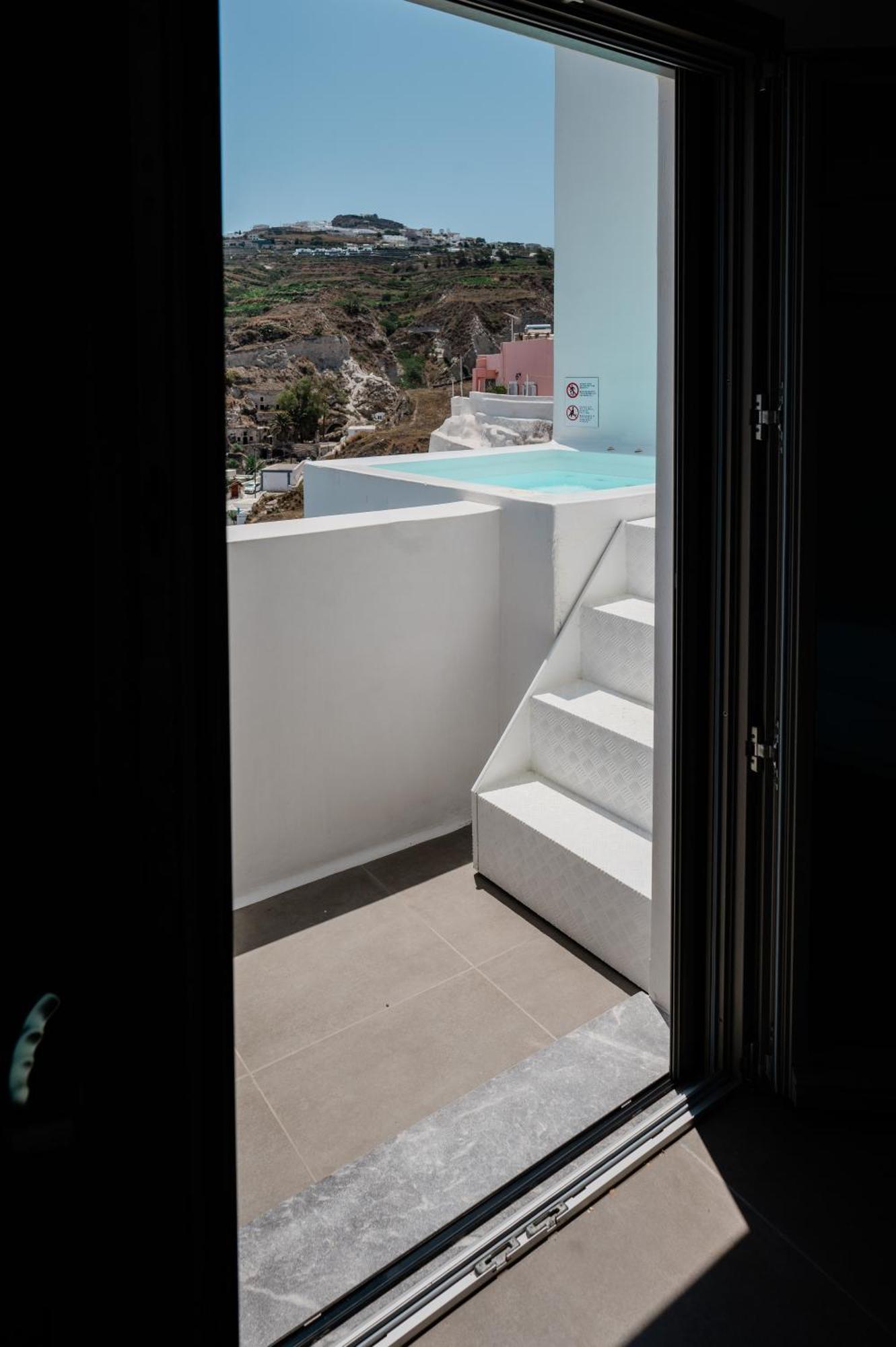 Amphitrite Suites Santorini Вотон Экстерьер фото