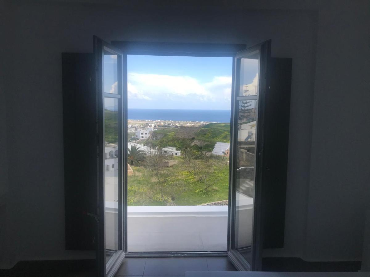 Amphitrite Suites Santorini Вотон Экстерьер фото
